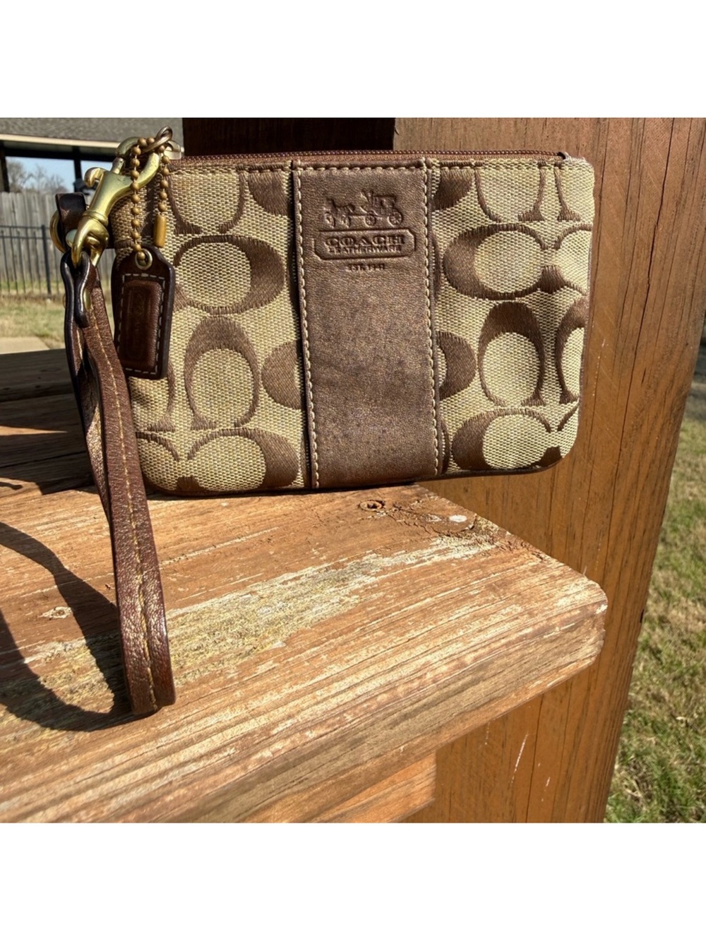 Coach Vintage Signature Stripe Jacquard Canvas Wristlet in Khaki & Brown w/ COA